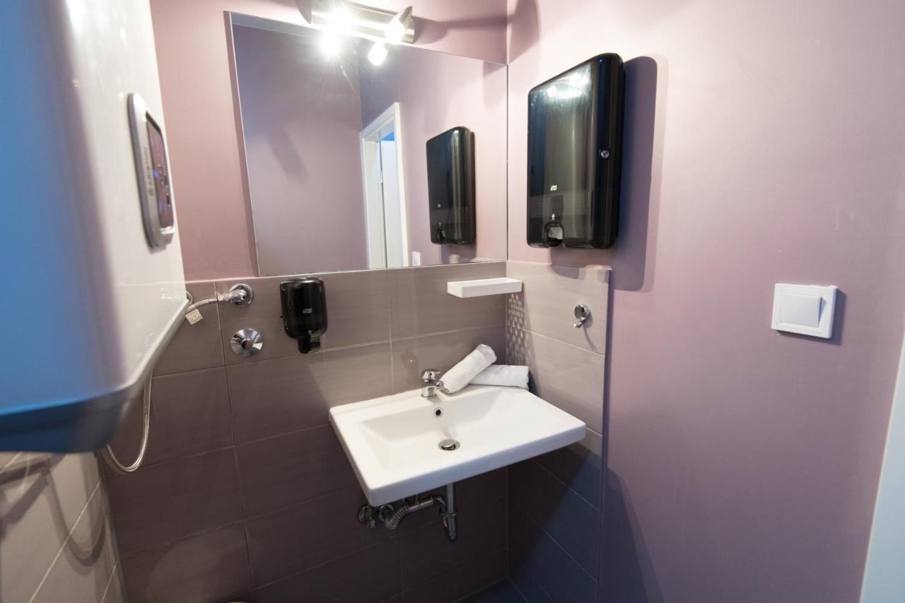 Standard Double Room with Shared Bathroom